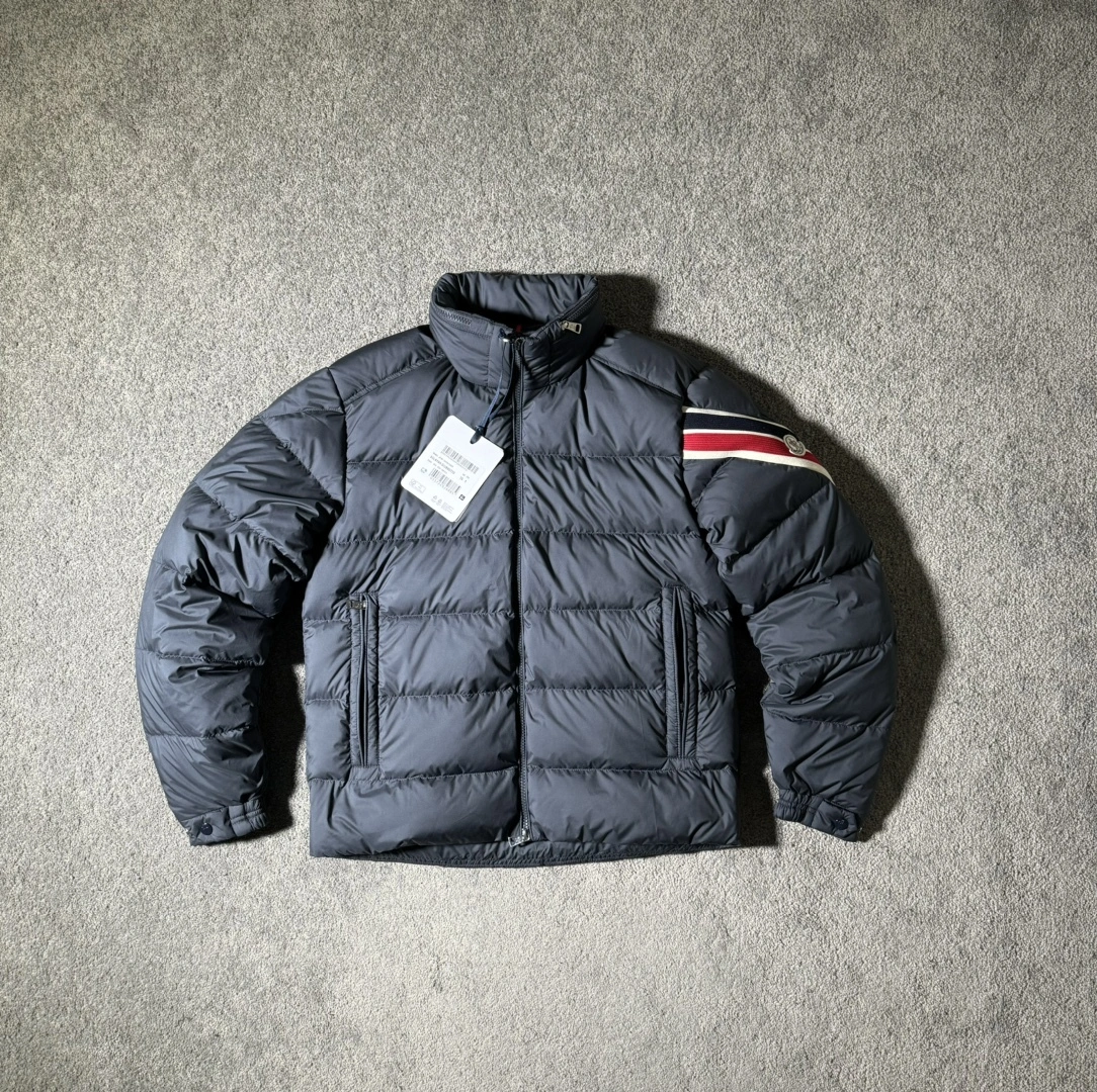 wg.luxury -- 7o9385r Down jacket 80 goose down NFC 200g embroidery item:E-F110K2127F